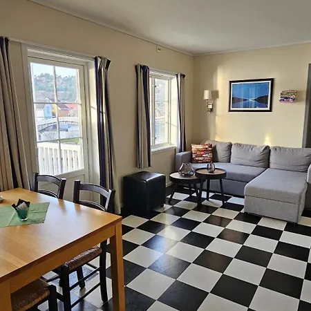 Отель Lyngorporten