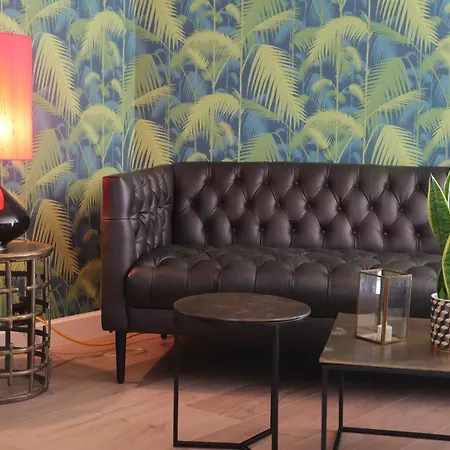 Отель Lyngorporten Gjeving