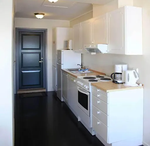 Lyngorporten Gjeving