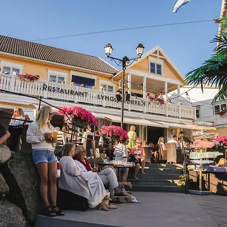 Lyngorporten Hotel 3*
