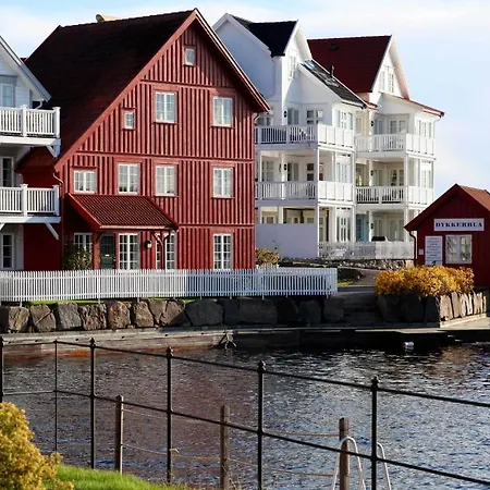 호텔 Lyngorporten 3*