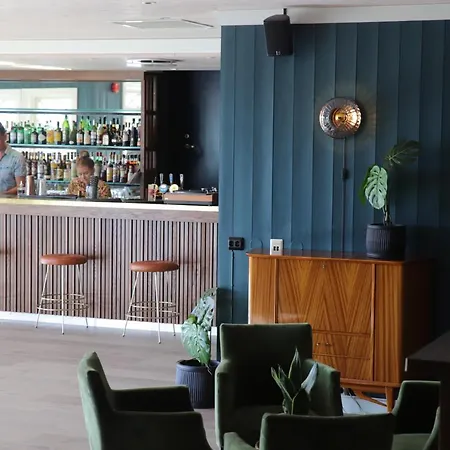 Lyngorporten Gjeving